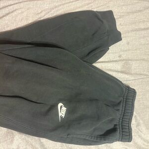 Nike Black Sweatpants Relaxed Fit Joggers